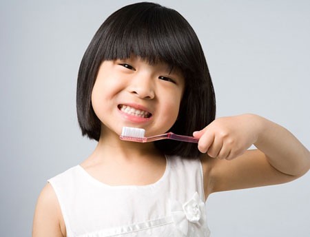 Nguyên nhân vàng răng trẻ em