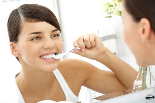 Tẩy trắng răng thẩm mỹ giúp răng đẹp tự nhiên 3