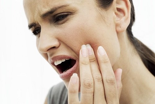 Răng sứ bị mòn phải khắc phục ra sao? 1